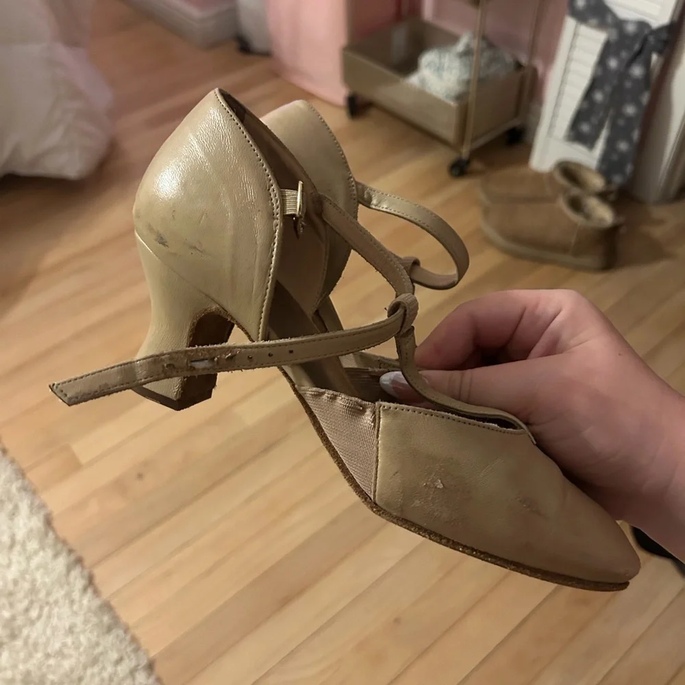 Laduca Teresa Soft Sole 2.5 Inch - Picture 3 of 4